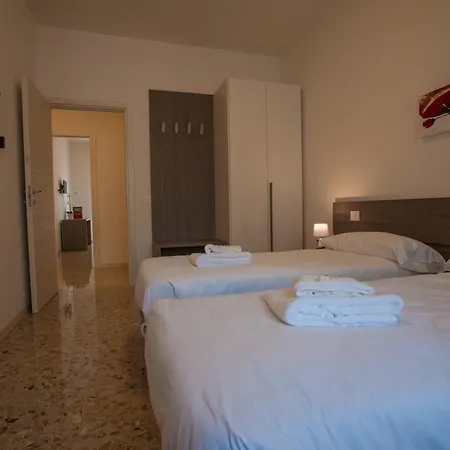 Italianflat - Via Steeb Apartment, 5 Min Walk From Arena * Verona