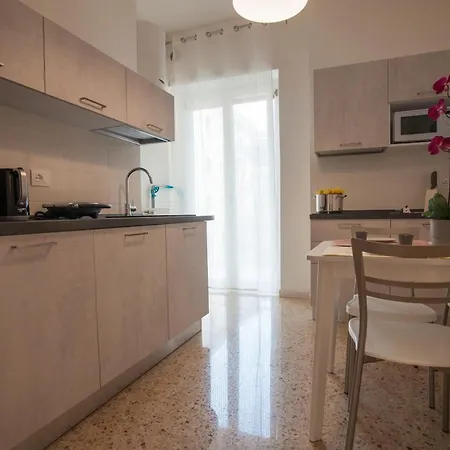 Italianflat - Via Steeb Apartment, 5 Min Walk From Arena * Verona